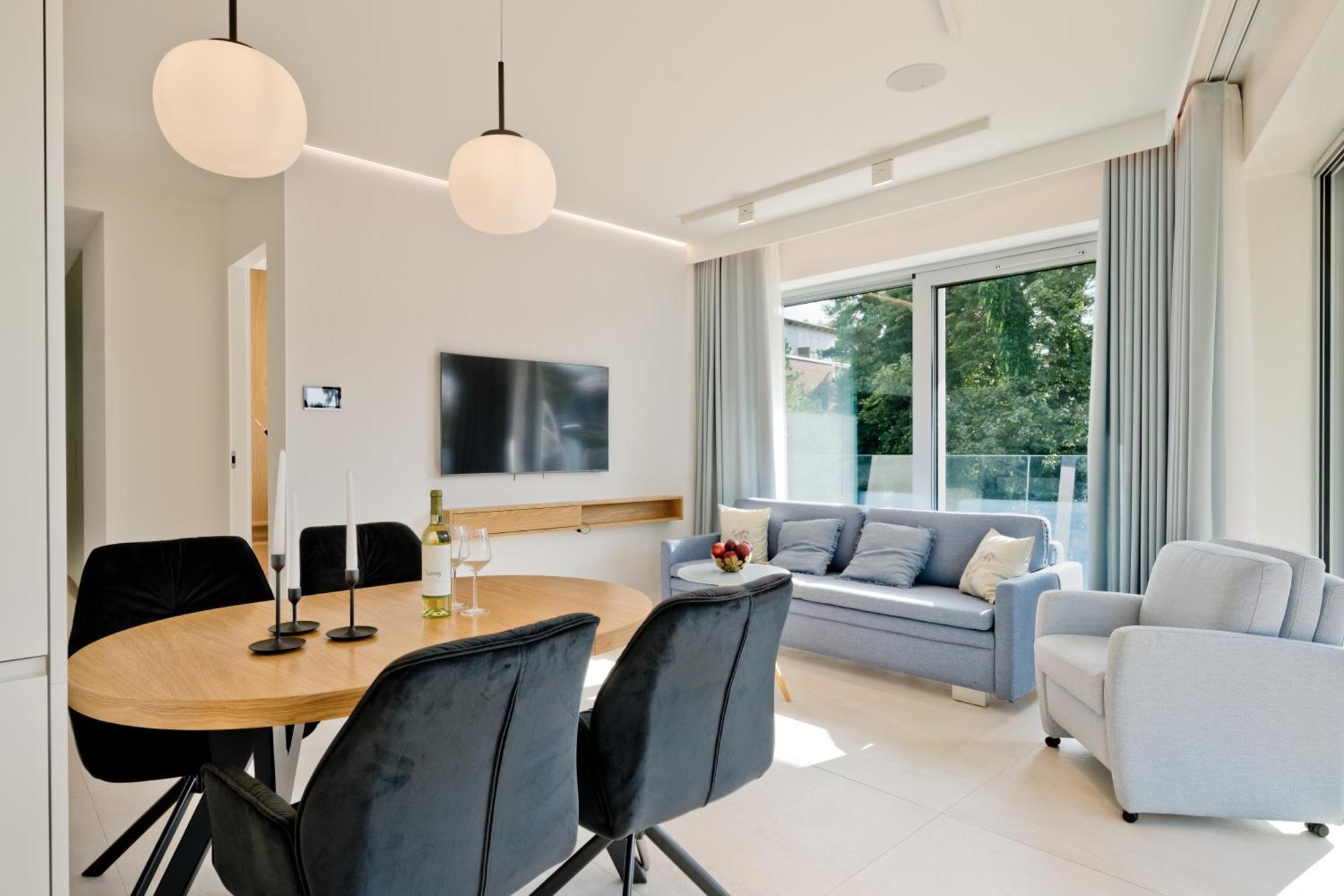 Blueapart Apartamenty יוראטה מראה חיצוני תמונה