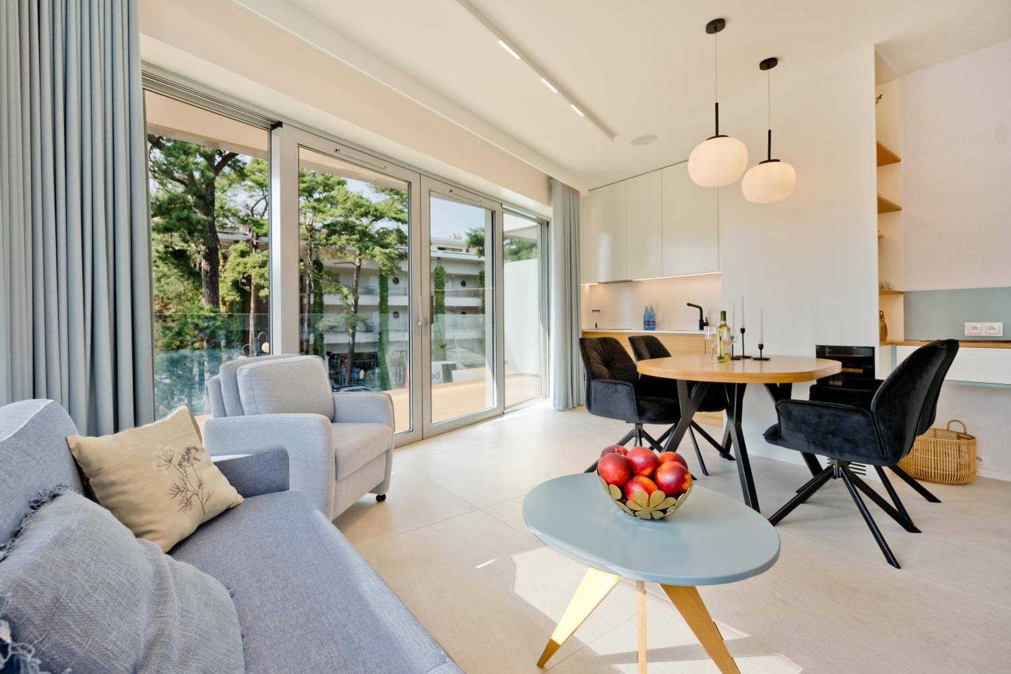 Blueapart Apartamenty יוראטה מראה חיצוני תמונה