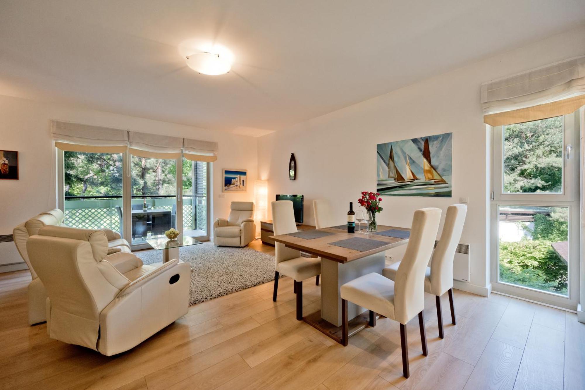 Blueapart Apartamenty יוראטה מראה חיצוני תמונה